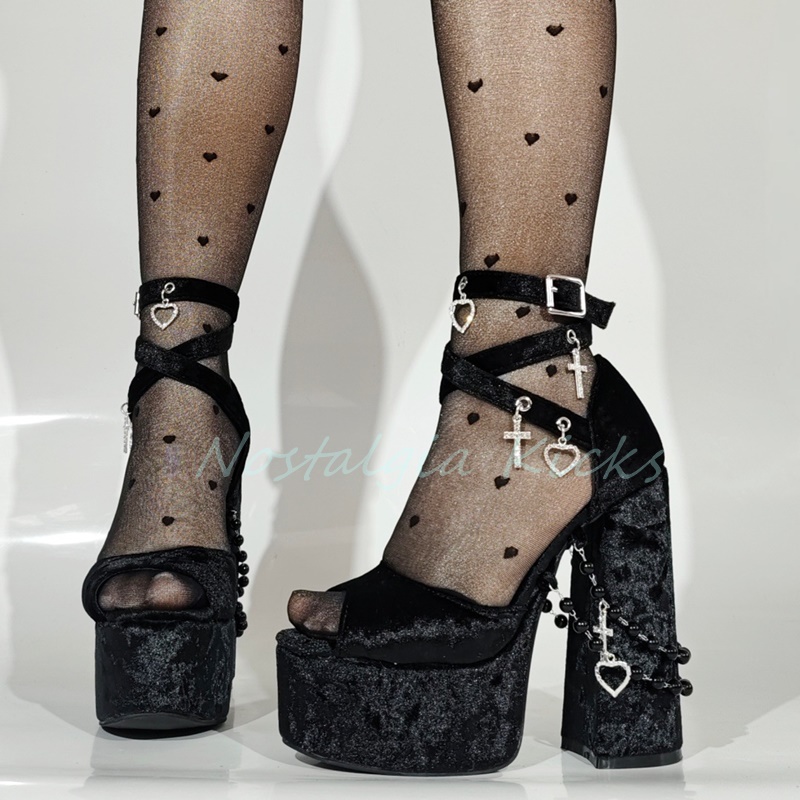 Gothic Black Velvet Platform H – обзор и цена Spaghetti Strap Dress