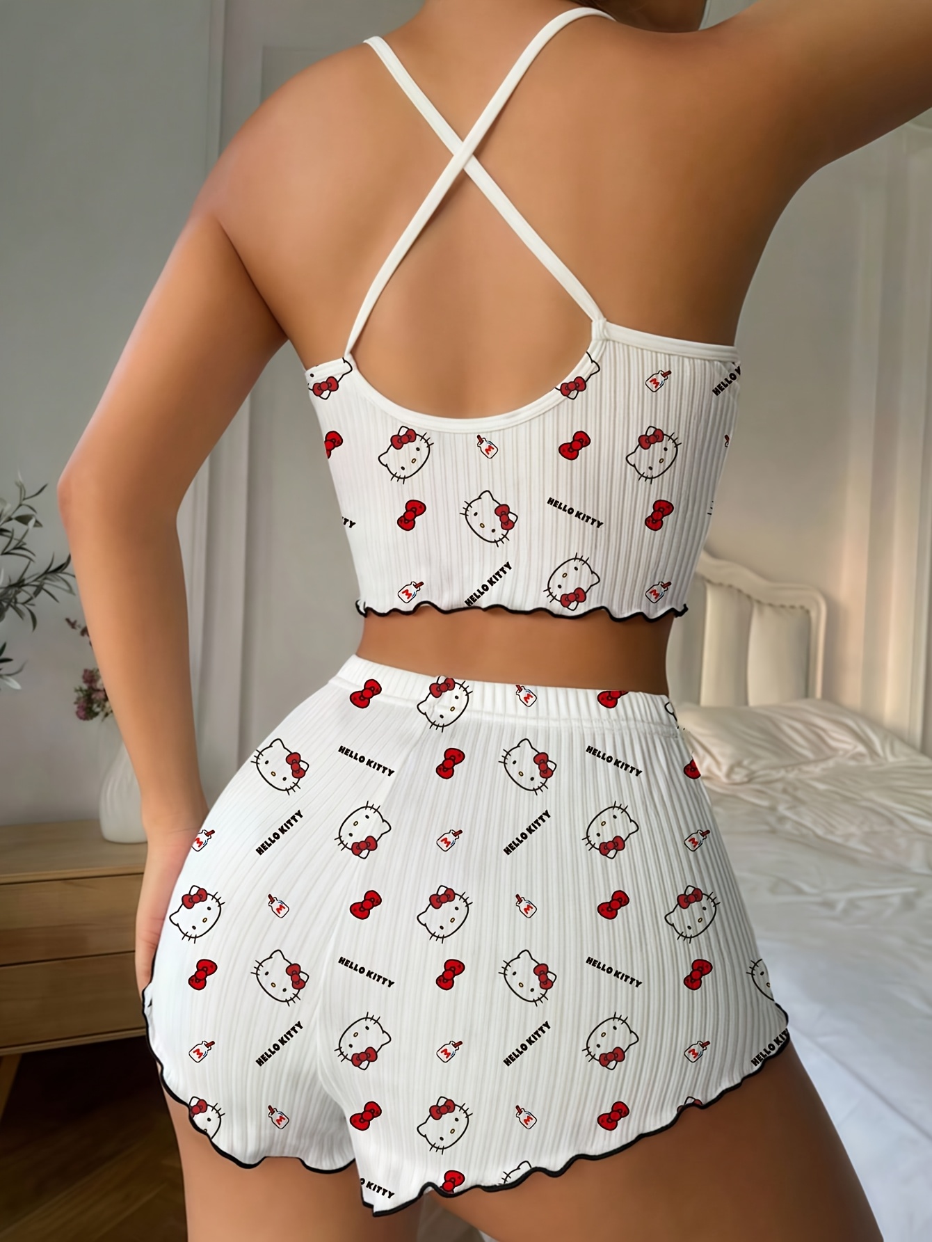 Sanrio Hello Kitty Bowknot Sus – обзор и цена Women Top Fashion